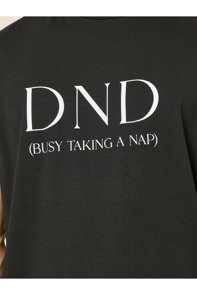 Styli Slogan Print T-Shirt & Solid Pyjama Set