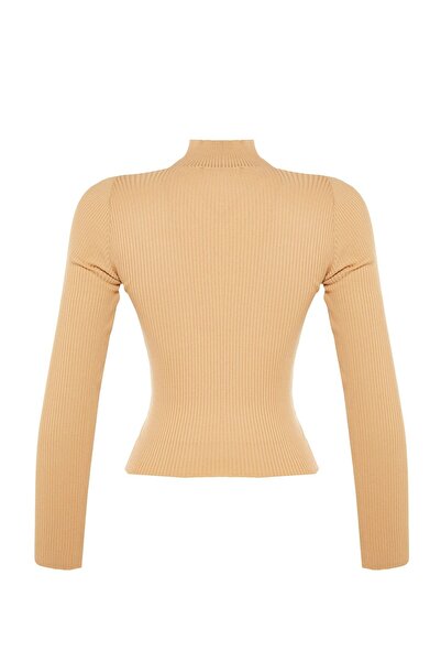 Freya Göğüs Pencere Detay Kazak