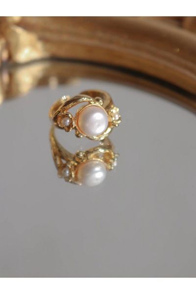 Reorah Collection Pearl of the Past Ring-Flower Vintage Ring with Pearl