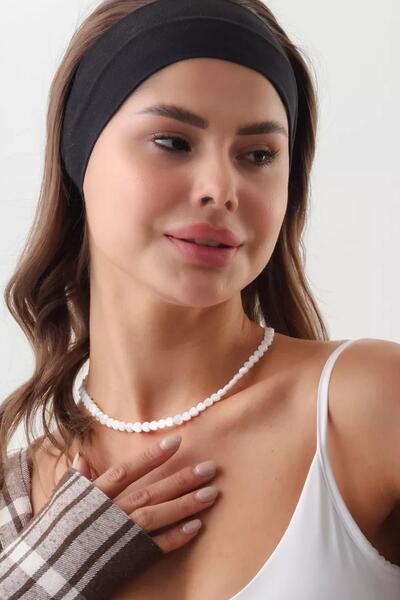 New Obsessions White Pearlescent Heart Necklace