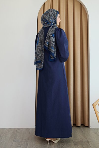 InStyle Trikotové šaty s knoflíky v námořnické modré