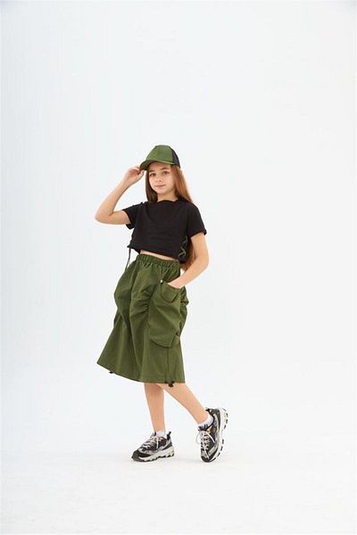 Hilal Akıncı Kids Set de trei piese pentru fete, fustă adunată, tricou cu șireturi