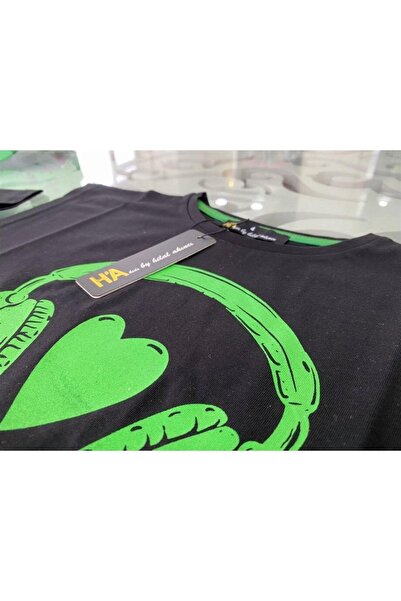 Hilal Akıncı Kids Boy's Headphone Printed Black T-Shirt with Chain Lettering Denim Shorts Hat 2-Piece Set