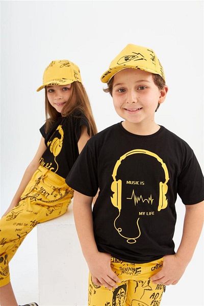Hilal Akıncı Kids Boy's Headphones Printed Black T-Shirt with Chain Lettering Denim Shorts