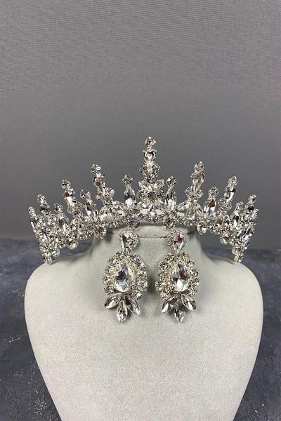 Hobigram Silver Cooper Bridal Crown and Shuttle Earrings for the Most Beautiful Brides