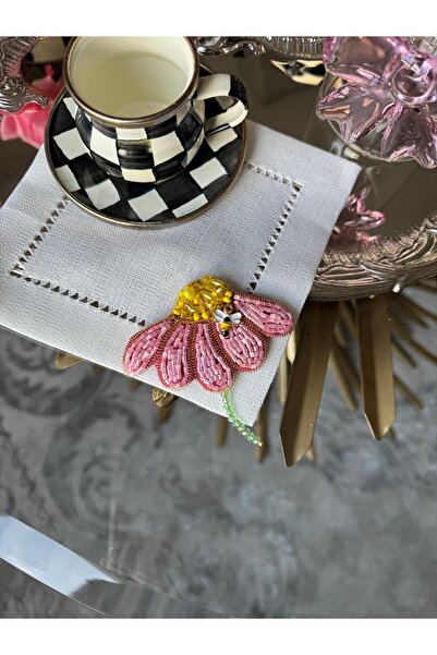 Hatice sakallı design 1 adet Papatya işlemeli  taşlı boncuk işleme ayçiceği sunum  kahve yanı sunum kokteyl peçete