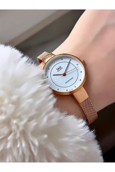 Q&Q Women's Straw Cord Wristwatch