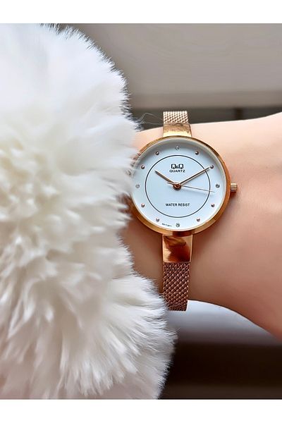 Q&Q Women's Straw Cord Wristwatch
