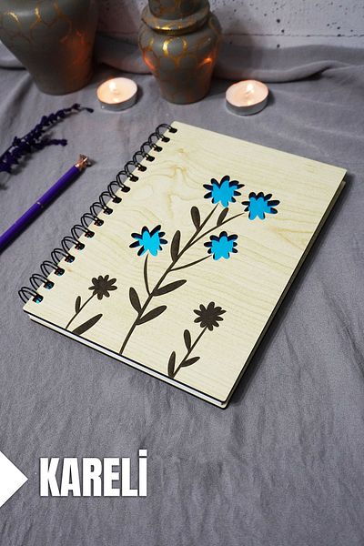 markcat Caiet din lemn cu model floral - Caiet în carouri - Agenda - Caiet școlar (A5 - 120 coli)