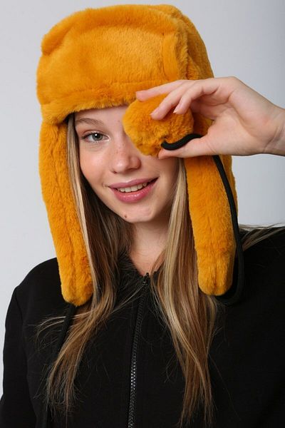Luminos Butik Saffron Plush Hat - Beanie with Pompom, Fur and Headphones 1103