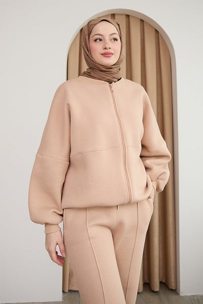 InStyle طقم بدلة رياضية بني حليبي بسحاب