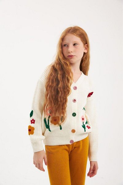 Hilal Akıncı Kids Colorful Buttoned Floral Patterned White Knitwear Cardigan Colorful Trousers Set of 2