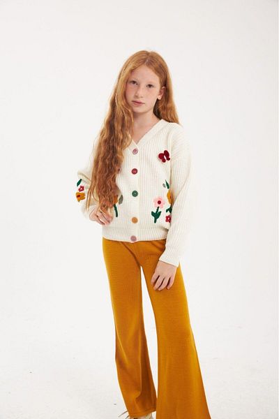 Hilal Akıncı Kids Colorful Buttoned Floral Patterned White Knitwear Cardigan Colorful Trousers Set of 2