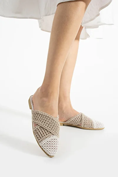 FUGA MODA Simpa White Mink Two Color Closed Front Cross Band Detailed Knitted Knitwear Slippers