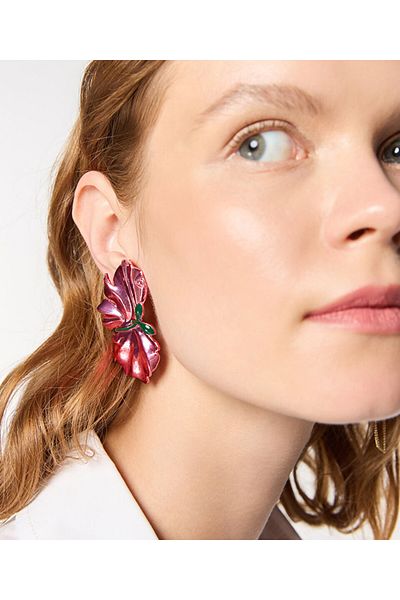 Twist Amorphous Shiny Earrings