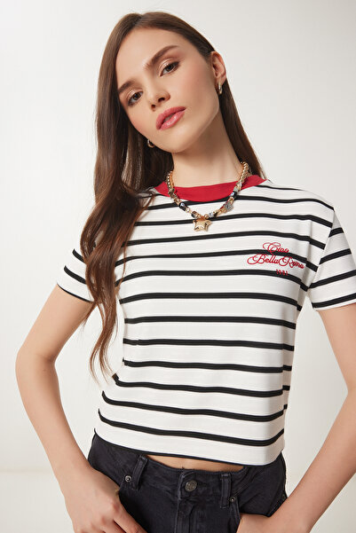 Lovelyİstanbul White Embroidered Striped Short Knitted T-Shirt Lcr0019