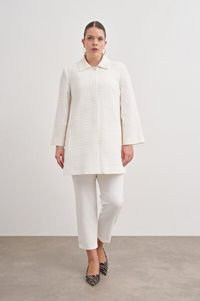 Aker Dokulu Kumaştan Detaylı Kap