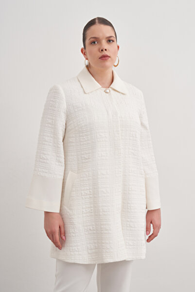 Aker Dokulu Kumaştan Detaylı Kap