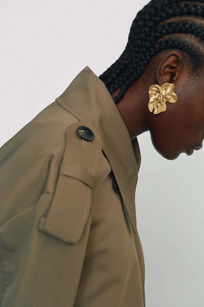 H&M Petal earrings