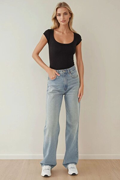 Hiccup Κοντό μπλουζάκι με λεπτή εφαρμογή Crew Neck