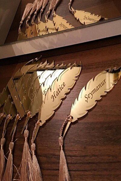 Elfora İsme Özel Püsküllü Kitap Ayracı 17 cm Gold Pleksi Kitap Okuma Severler...