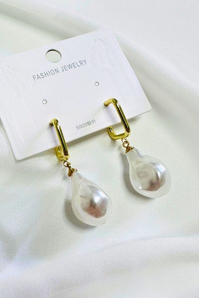 PETEK AKSESUAR BAROQUE PEARL STICK EARRING