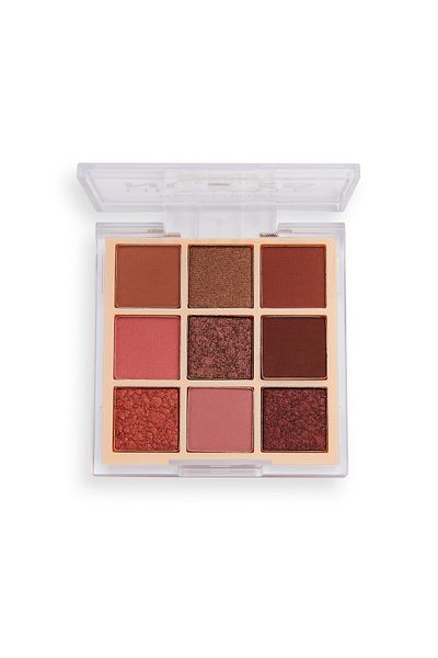 MAKEUP REVOLUTION Revolution Ultimate Nudes Shadow Palette Medium