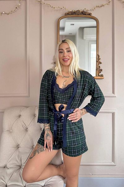 Pijamaevi Set de pijamale de damă cu model în carouri verde, cu pantaloni scurți din bambus