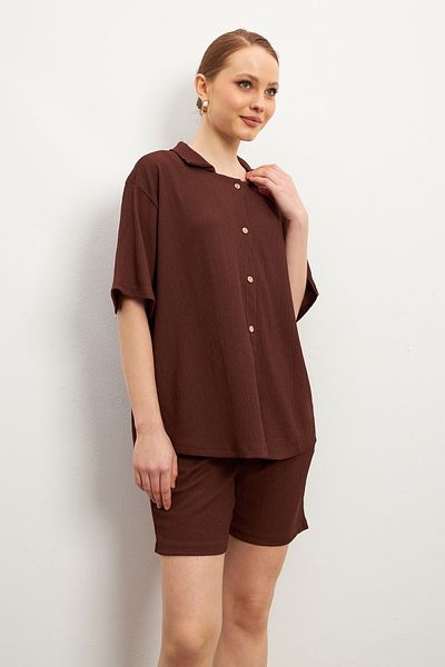 MODAGEN Women's Brown Short Sleeve Crinkle Shirt Shorts Suit