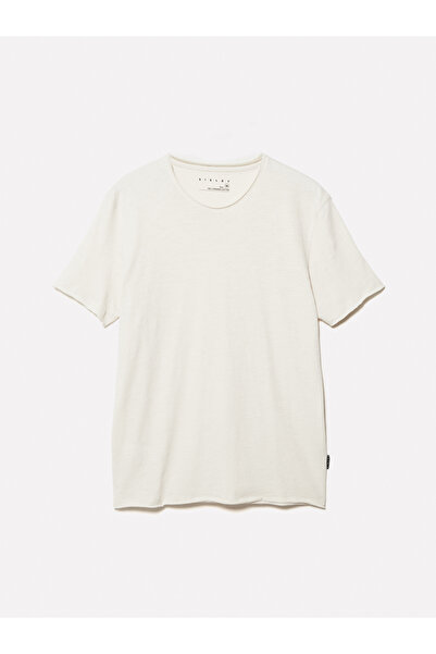 Sisley Ανδρικό μπλουζάκι ανοιχτό μπεζ 100% βαμβακερό με λαιμόκοψη Slim Fit Slub