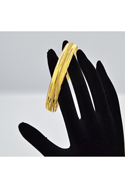 15 Gr 22 Ayar Çizgi Desen Bilezik