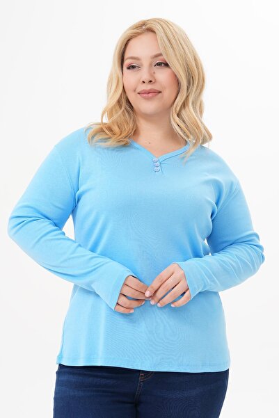 Siyezen Plus Size Three Button Detailed Cotton Lycra Basic Blouse