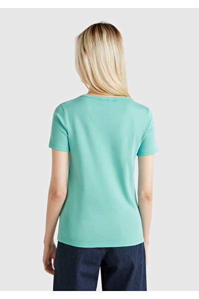 United Colors of Benetton Γυναικείο μπλουζάκι Ice Blue 100% βαμβακερό Benetton Basic με γράμματα