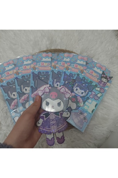 Özeniş ملصق كورومي اللباس