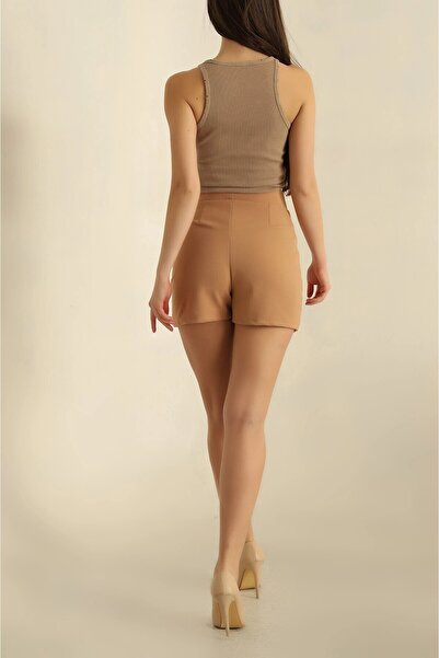 KaSheHa White single-slit shorts skirt