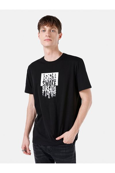 Colin's Men's Black T-Shirt - Sleeves