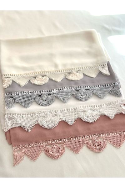 NUMİSTORE Needlepoint Quadruple Prayer Cloth