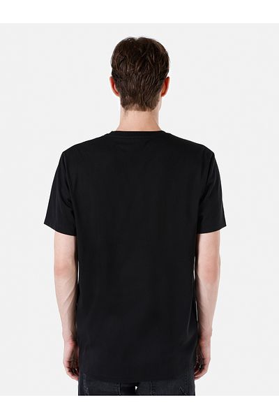 Colin's Men's Black T-Shirt - Sleeves