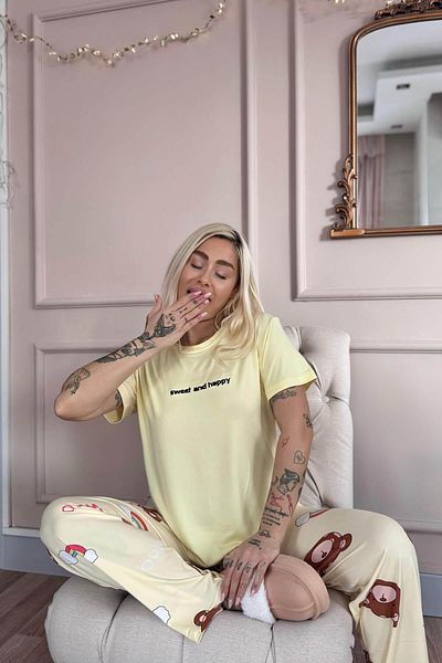 Pijamaevi Yellow Sweet Patterned Bamboo Short Sleeve Women's Pajamas Set