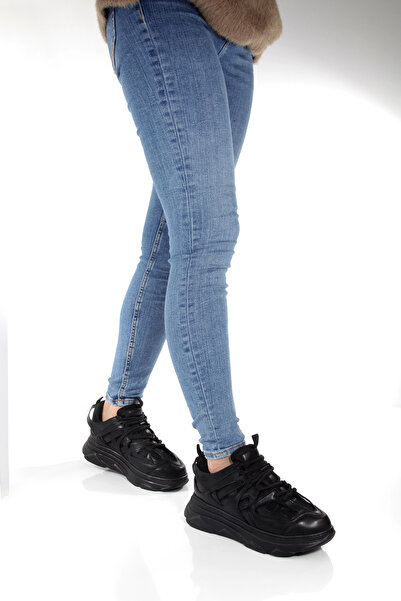 No 35 Kalın Tabanlı Bağcıklı Unisex Beyaz Spor Ayakkabı