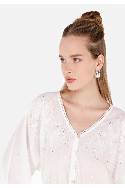 Colin's Γυναικείο μακρυμάνικο πουκάμισο με κανονική εφαρμογή με λαιμόκοψη σε σχήμα V