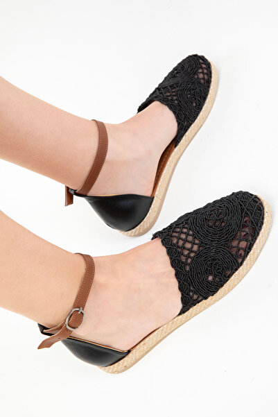 SOHO Dámské černé sandály 15046