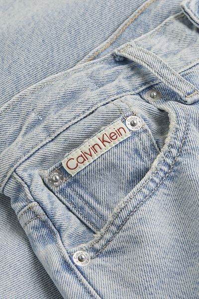 Calvin Klein Автентичні прямі штани вузького крою