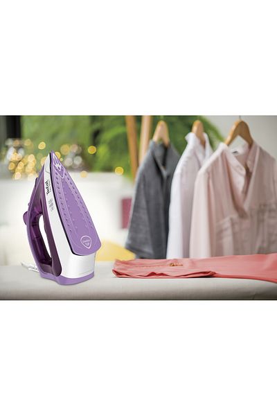 TEFAL حديد بخاري |   مكواة بخار سهلة XL |   مخرج البخار 24 جرام/دقيقة |   100 جرام/دقيقة مع دفعة |   1200 واط