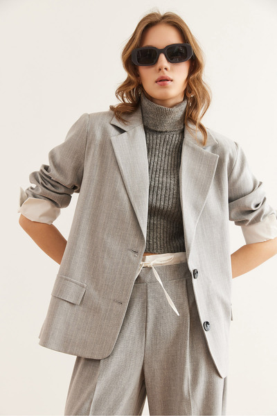 Olalook Γυναικεία ανοιχτό γκρι μανσέτα με λεπτομέρεια Fleto Pocket Lined ριγέ μπουφάν σακάκι CKT- 19000428