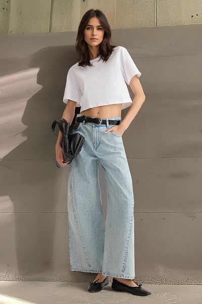 Trendyol Collection Blugi largi cu talie joasă cu cusături albastru deschis TWOSS25JE00049