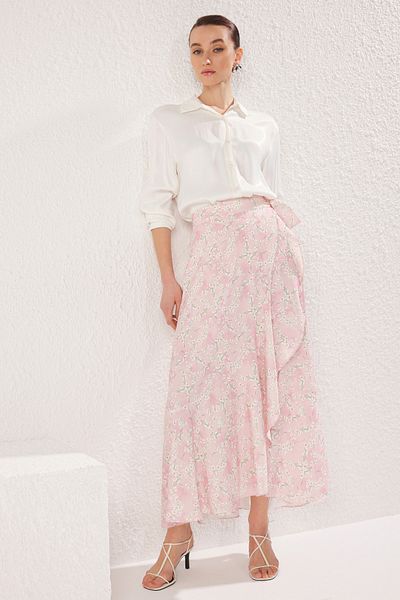 Trendyol Modest Púder virágos duplasoros szőtt szoknya TCTSS25EE00006