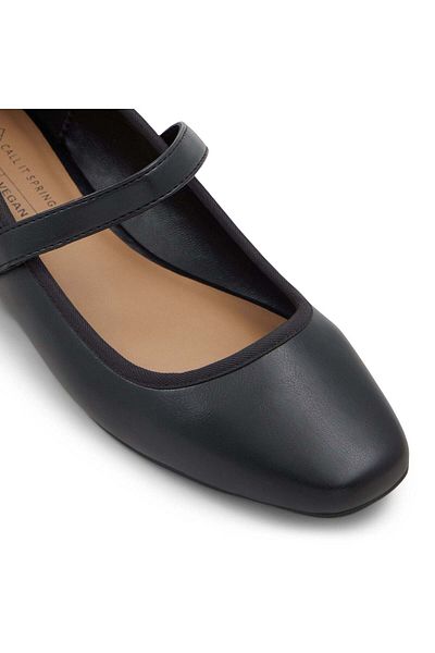 Call it Spring Trina black women's flat shoes