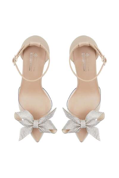 Call it Spring Daliaa White Women's Heeled Shoes