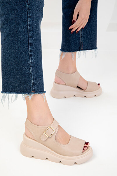 SOHO Desať dámskych sandálov 20357